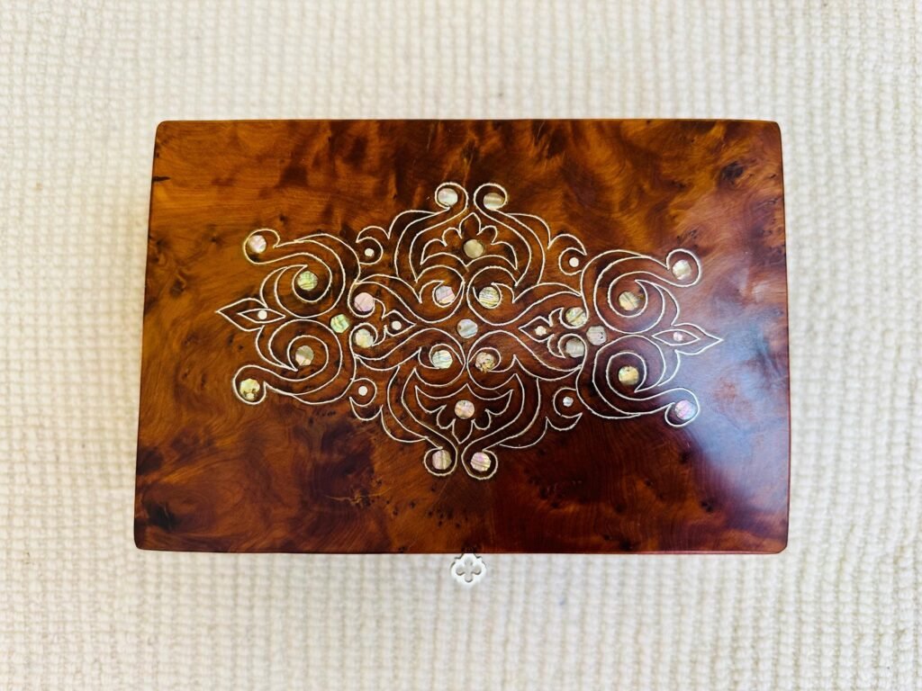 Vintage Moroccan thuya wood jewelry box with abalone marquetry