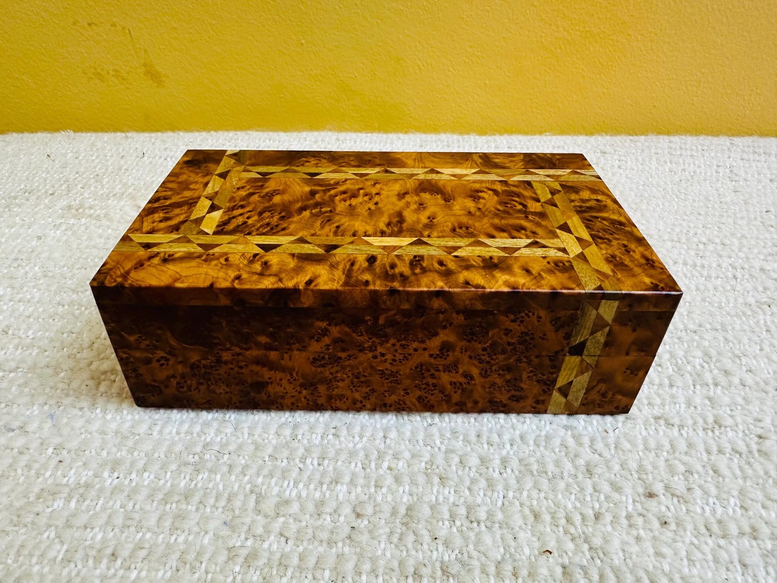 handmade-moroccan-cedar-thuya-wood-inlay-jewelry-box Handmade Moroccan cedar and thuya wood inlay jewelry box